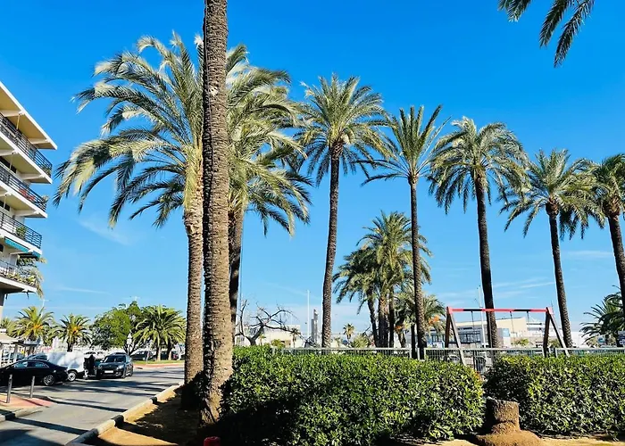 Puerto Harbour Views デニア